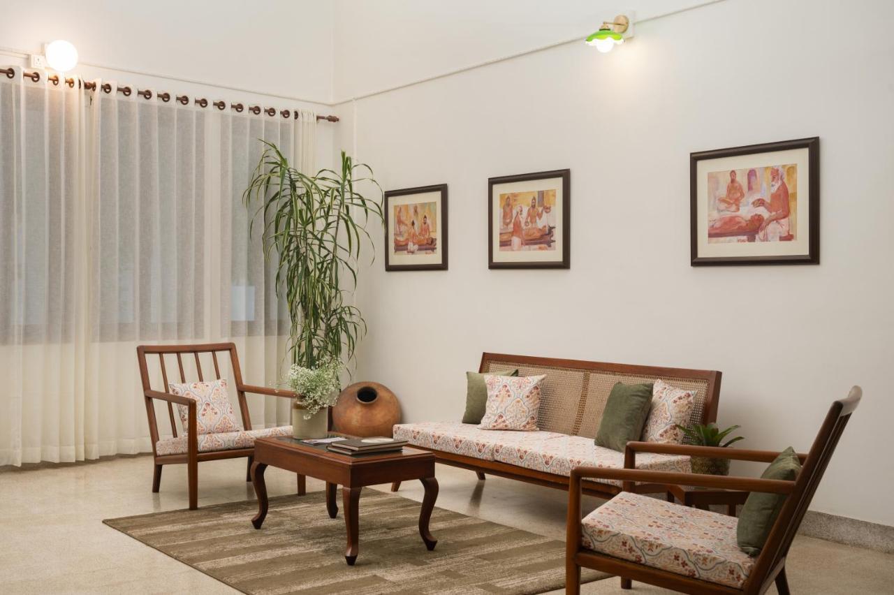 Hotel The Sacred Lotus Ayurveda Wellness Retreat Kochi Exterior foto